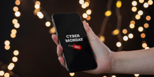 Black-Friday-Cyber-Monday-deals-shopping-online-mobile